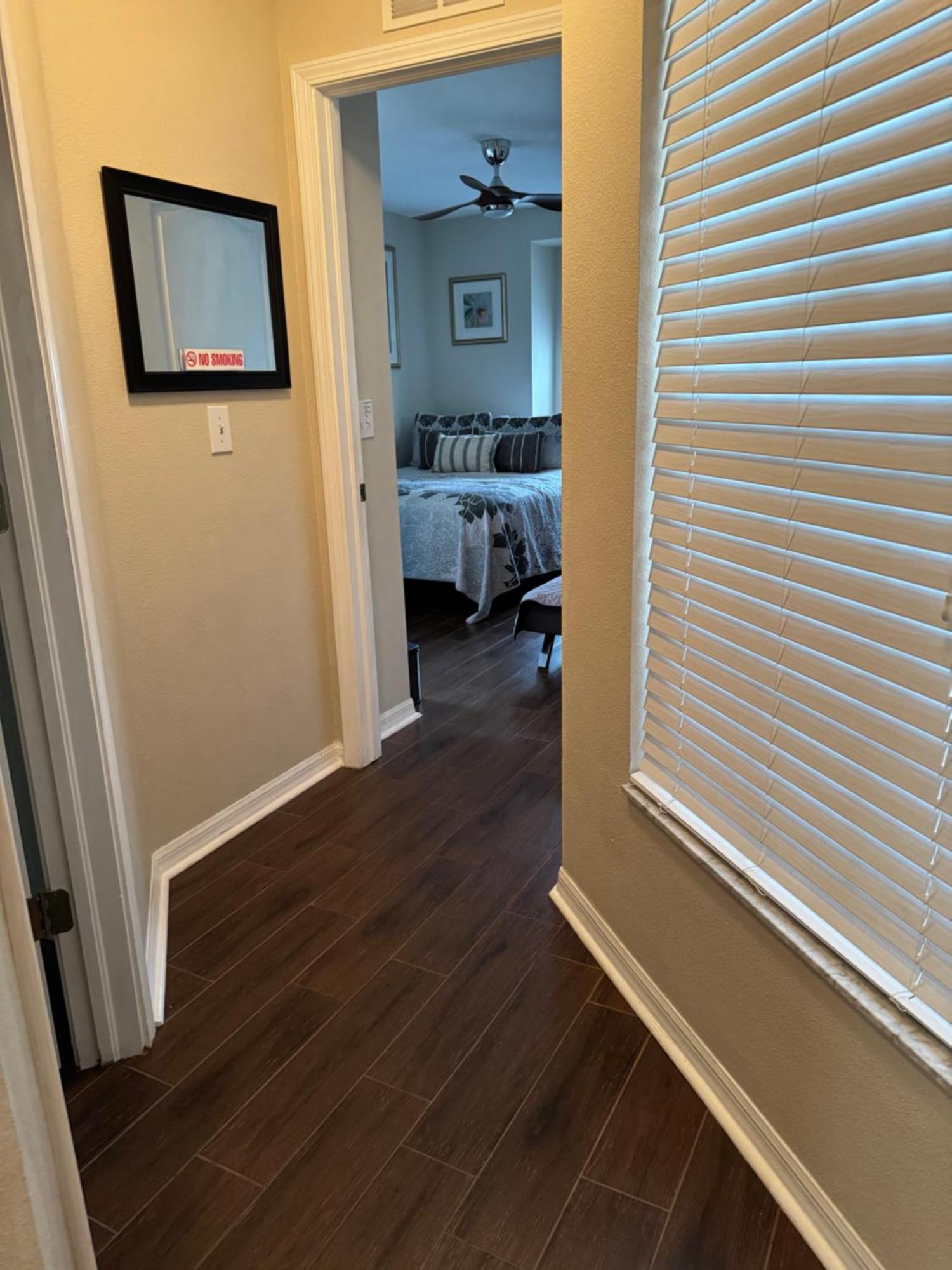 Ruskin Fl Private 2 Bdrm 1 Bath Suite Common Areas Shared With Host And Cat Bagian luar foto